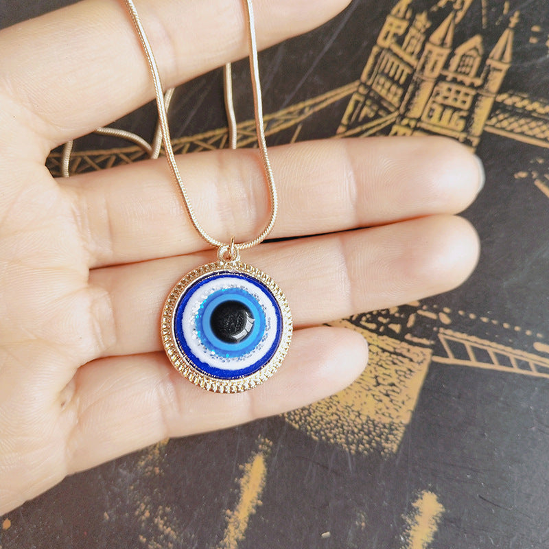 √ Enchanting Blue Eye Pendant Necklace – Ward Off Negativity & Elevate Style